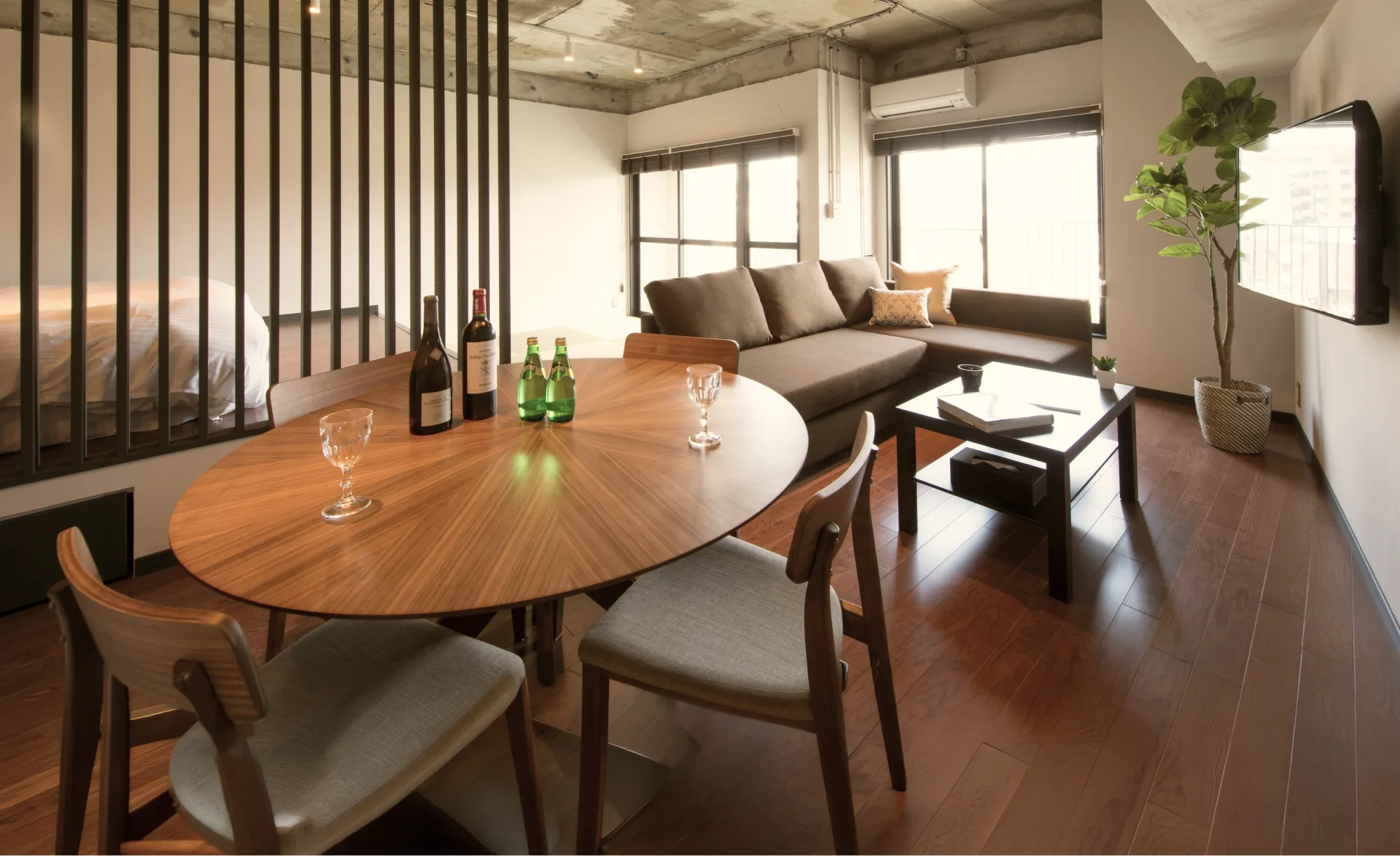 Japanese-Western Room