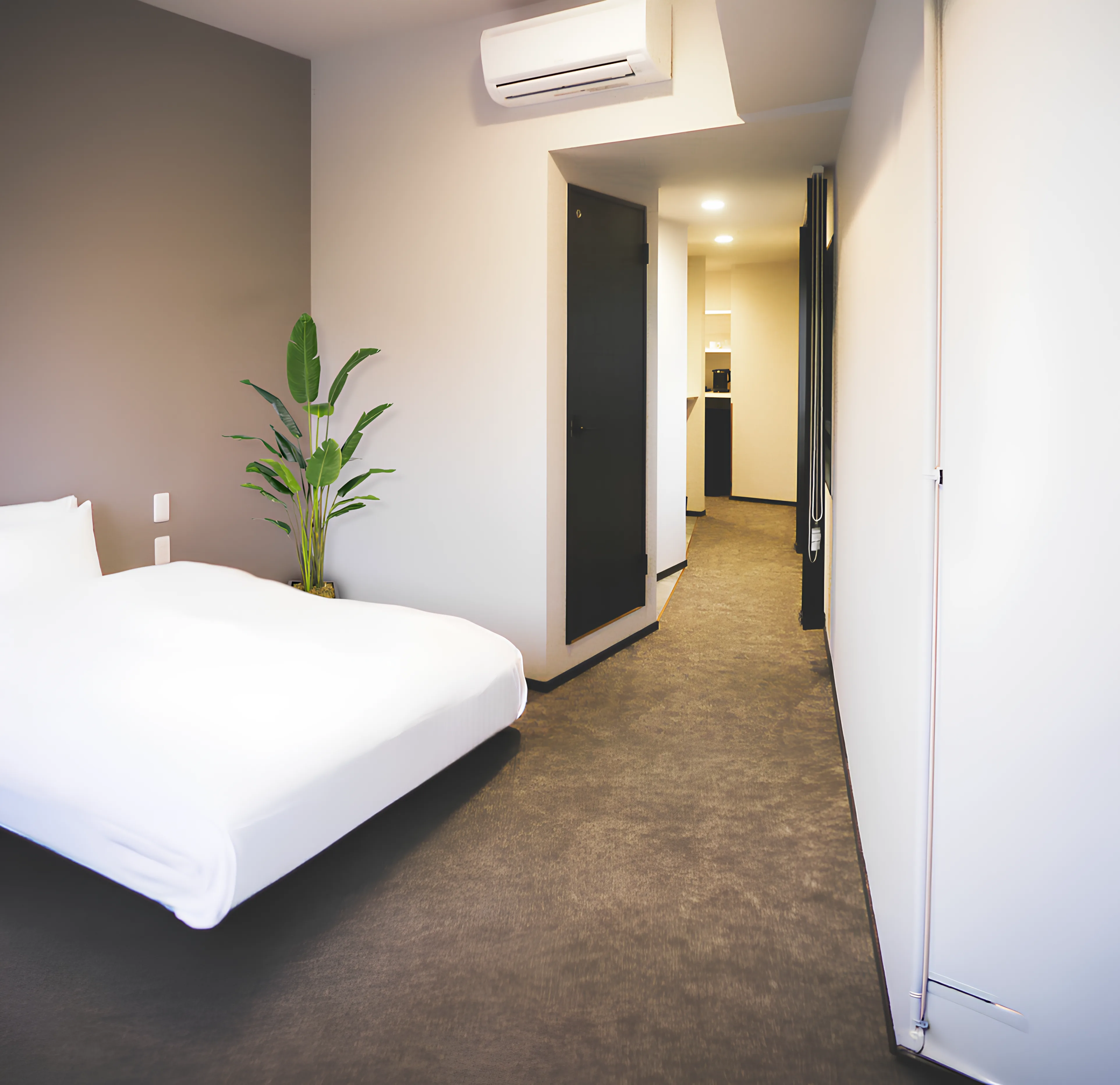 Simple King Rooms